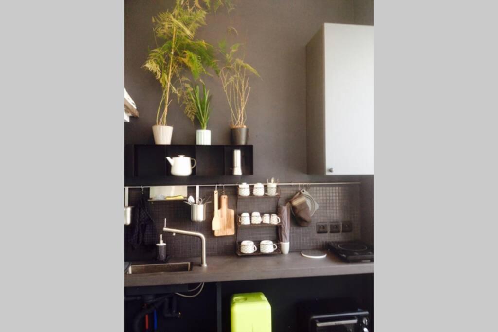 Small Arty Studio Menilmontant Paris Exterior foto