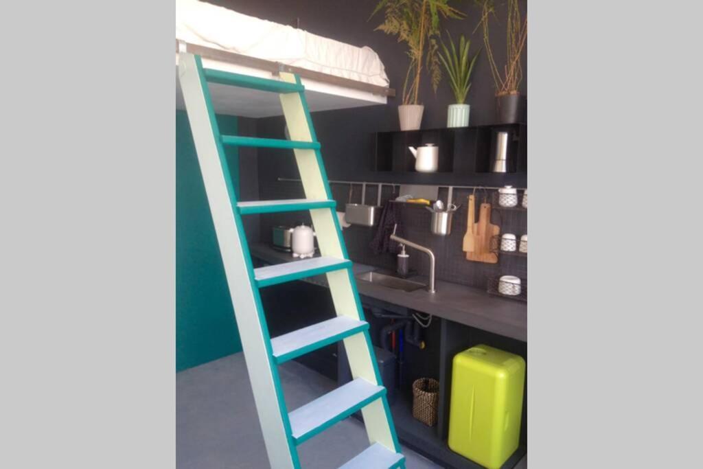 Small Arty Studio Menilmontant Paris Exterior foto